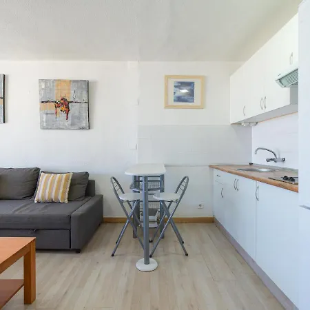 View Spacious Apartment *
